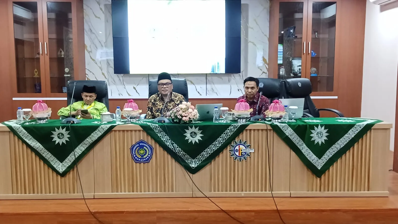 Kuliah Tamu Implementasi AIK di PTMA: Dosen Dituntut Berkhidmat dan Berkontribusi di Cabang dan Ranting